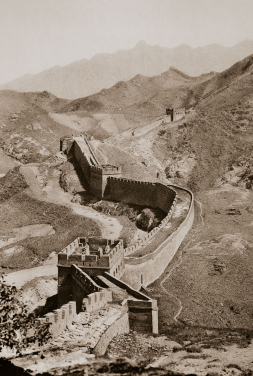 Heinz von Perckhammer (1895–1965), Great Wall , Peking, plate 193, Berlin: Albertus-Verlag, 1928 